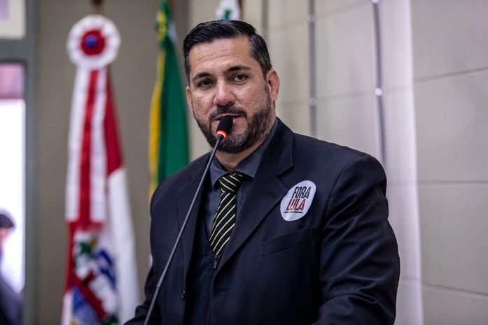 Leonardo Dias é confirmado como líder do PL na Câmara de Maceió