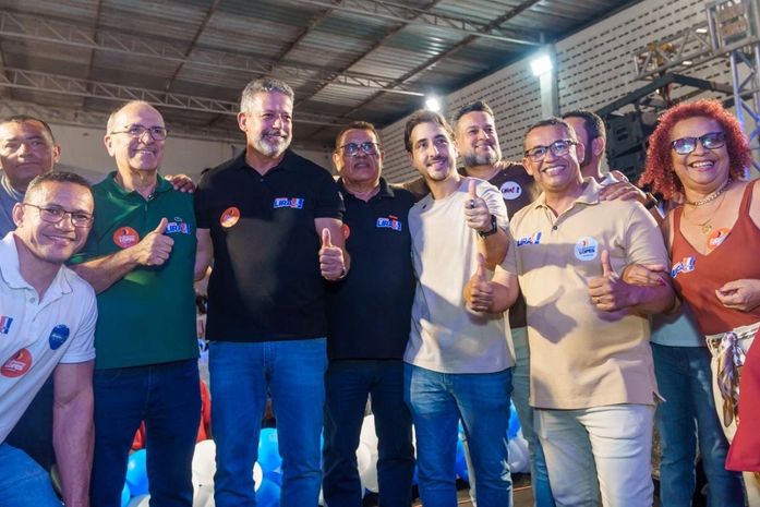 Arthur Lira fortalece caminhada ao Senado com apoio de Ronaldo Lopes, Guilherme, lideranças e população de Penedo
