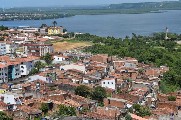 Bairros do Pinheiro, Mutange, Bebedouro e Bom Parto.