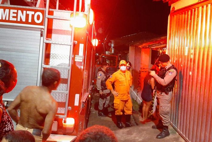 Incêndio aconteceu em residência em Joaquim Gomes