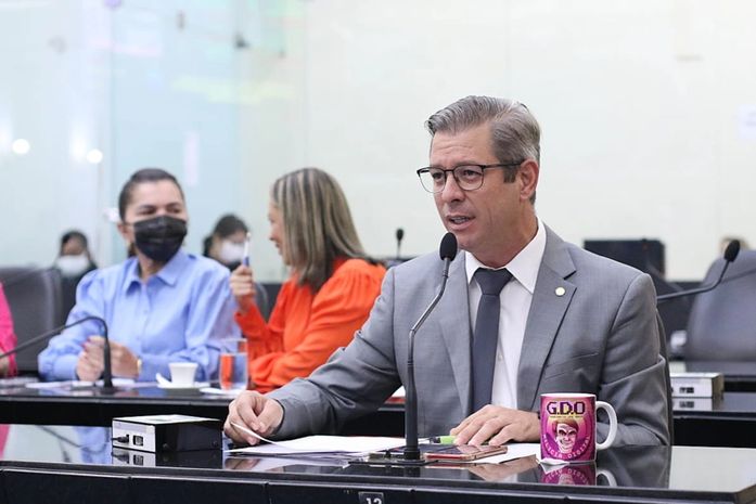 “O poder público teima em não enxergar a situação do complexo lagunar”, afirma Cabo Bebeto
