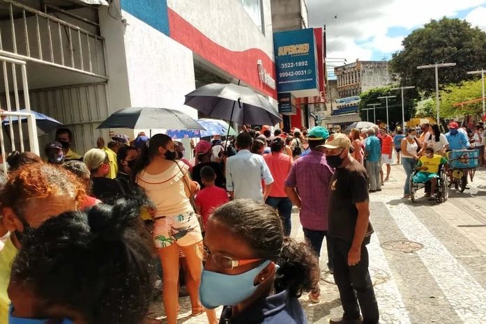 Empresariado de Arapiraca exige rigor na fiscalização de aglomeração em agências bancárias