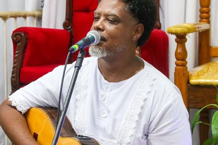 Mateus Aleluia Filho faz show com Orquestra de Tambores no Parque Memorial dos Palmares