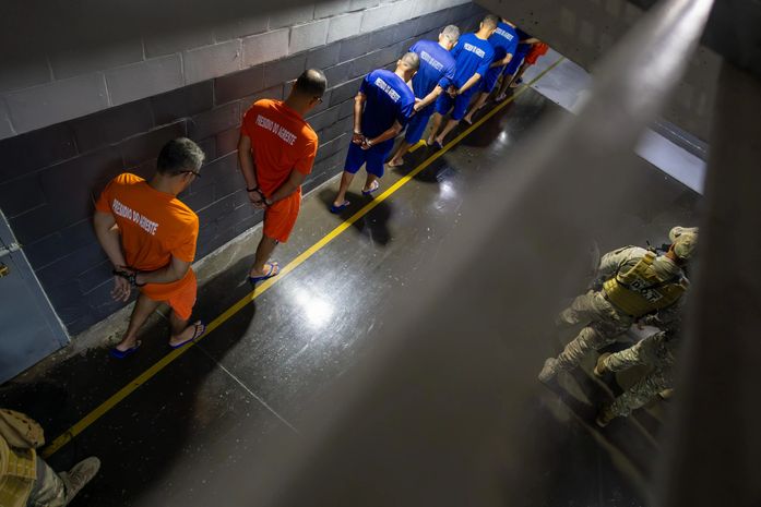 Segurança Pública realiza transferência de 21 líderes de facções para o Regime Disciplinar Diferenciado