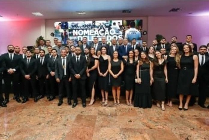 O delegado negro, Marcelo Rios passou em primeiro lugar (geral) no concurso de delegad@s, em Alagoas, e Márcio, seu gêmeo, também passou. Massa!