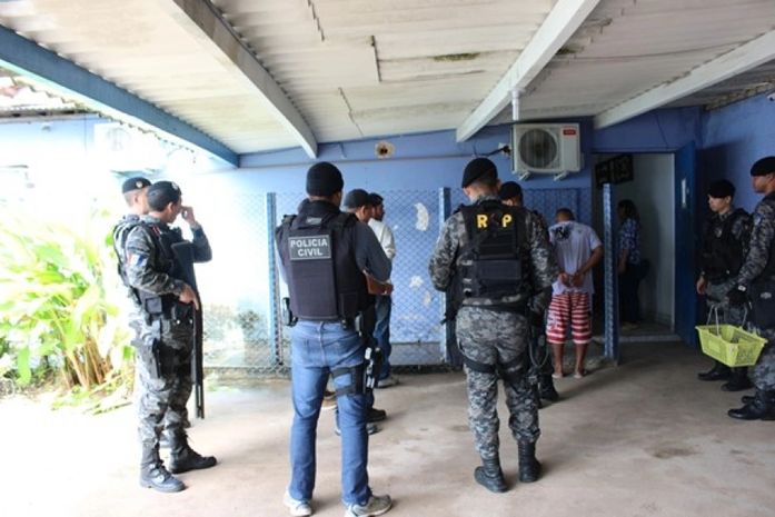 Seris transfere 33 internos da Casa de Custódia para o Complexo Penitenciário