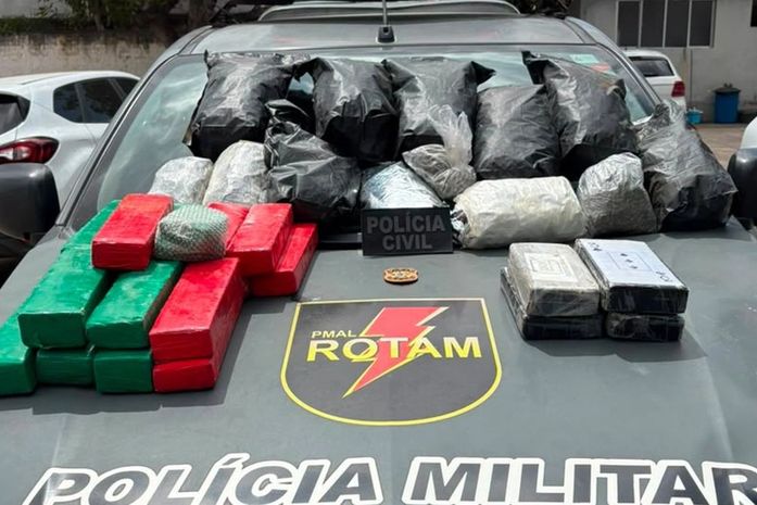 Polícia apreende cerca de 28 kg de drogas enterradas em terreno baldio em Arapiraca
