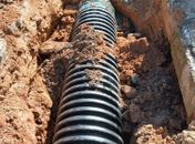 Prefeitura executa consertos de tubos de drenagem nos bairros da parte baixa de Maceió