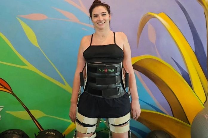 Ex-ginasta Lais Souza aparece de pé em foto e viraliza nas redes