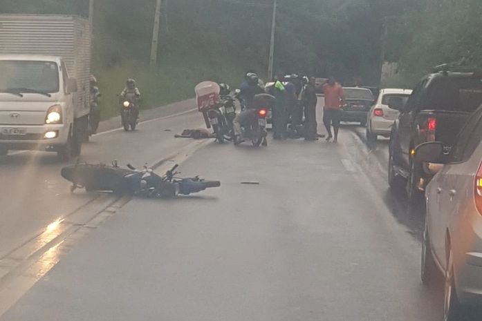 Acidente entre carro e moto deixa vítima fatal na ladeira do Catolé