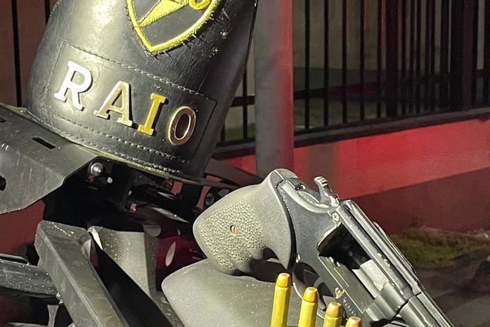 Jovens são presos por porte ilegal de arma de fogo no Centro de Maceió