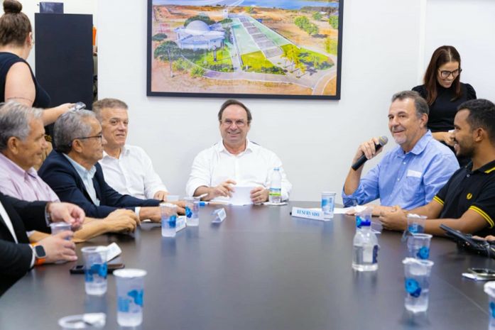 Sindilojas comemora convênio entre prefeitura e Senac para oferta de capacitação profissional