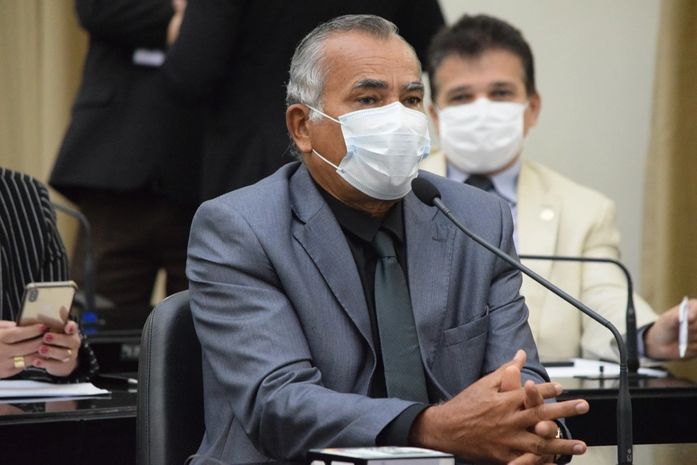 Deputado Tarcizo Freire solicita a realização de teste da Covid-19 em atletas do futebol amador