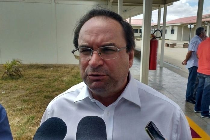 Vice governador Luciano Barbosa (PMDB)