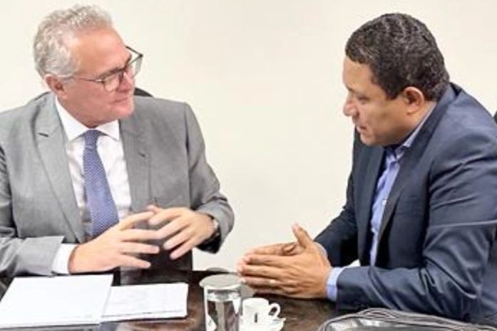 Em entrevista, Renan Calheiros destaca luta de Júlio Cezar para implantação do curso de medicina em Palmeira