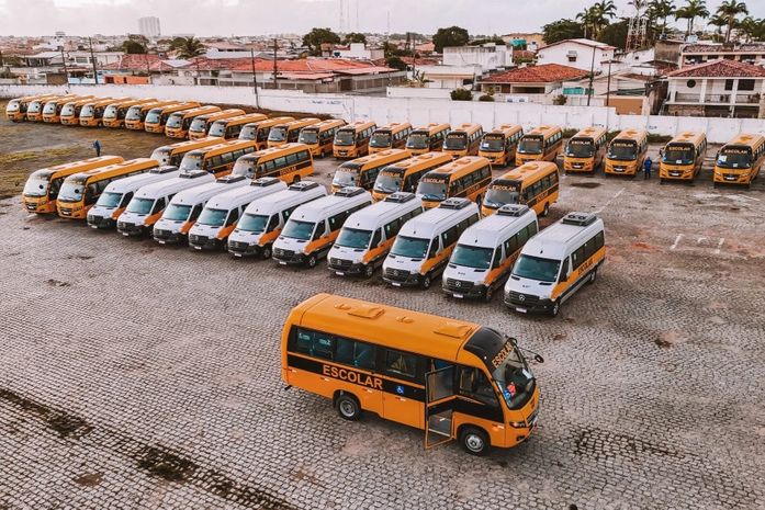 Frota do transporte escolar de Maceió