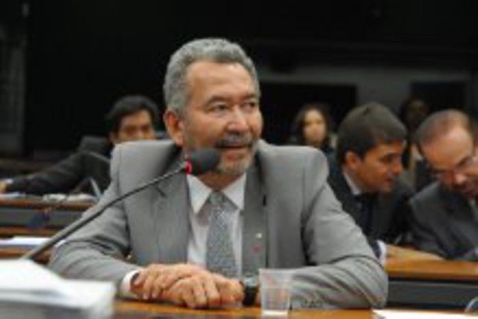 Paulão diz que reforma política deve ter prioridade em 2015