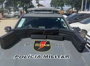 PM prende dois suspeitos e apreende mais de 28 quilos de maconha dentro de veículo Ônix, na BR-104