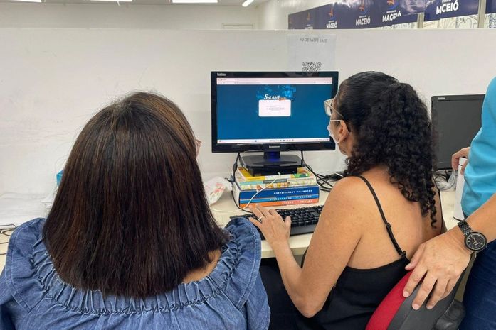 Semed atende pais e responsáveis para tirar dúvidas sobre pré-matrícula