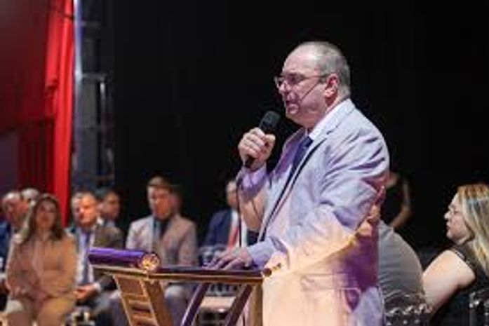 “Dança das cadeiras” e remanejamento, seguem no secretariado de Luciano Barbosa para a quarta gestão