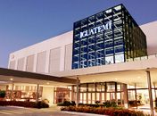 Shopping fica com metade das lojas fechadas porque está na fronteira de municípios