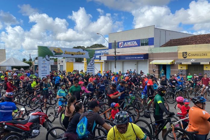 Cerca de 700 ciclistas participam de grande evento em Junqueiro; foi o Pedal Ciclo Turismo