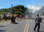 Protesto bloqueia AL-101 Norte em Maceió