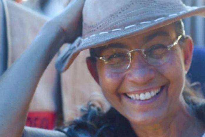 Se candidata ao Parlamento Estadual, a ex-senadora, Heloisa Helena, seria a primeira mais votada. Continua a fazer revolução.