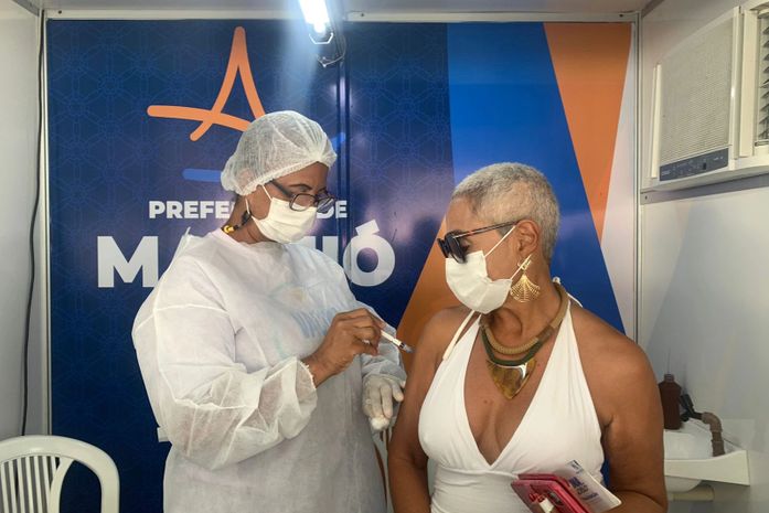 Pessoas com cinco meses ou mais da 2ª dose foram garantir a dose de reforço