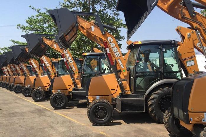 Codevasf entrega equipamentos agrícolas no agreste alagoano durante este fim de semana