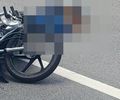 Mulher perde o controle da moto e morre atropelada por caminhão em Maceió
