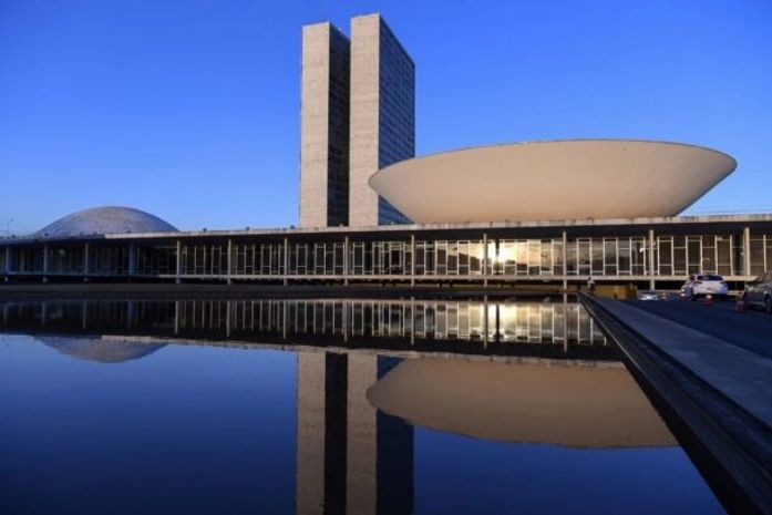 Câmara Federal, o covil de meliantes