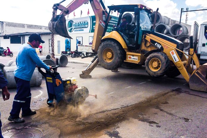 Prefeitura de Arapiraca inicia recuperação da Expedicionários Brasileiros