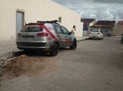Motor de viatura explode e policial fica ferido