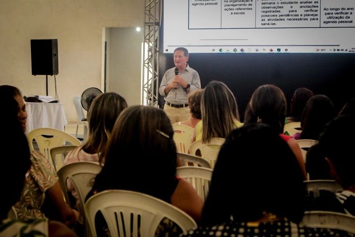 De forma inédita, Jornada Pedagógica prioriza orientação específica para públicos diferentes da Semed Penedo