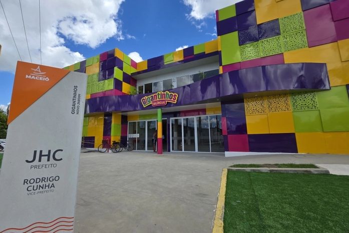 Gigantinhos oferecem atendimento de saúde dentro da escola em Maceió