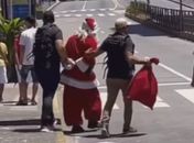 Papai Noel foi preso no Recife. Visse uma coisa dessa? Ôxe!