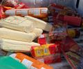 Mais de 170kg de alimentos estragados são apreendidos pela Vigilância Sanitária em estabelecimentos no bairro do Jacintinho