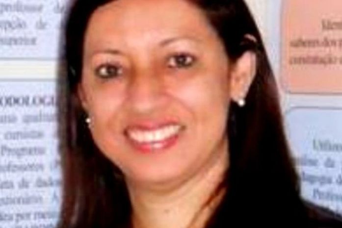 Professora e mestre Cláudia Cristina é a convidada do “Papo com Leitura” na Arapiraquinha de Canafístula