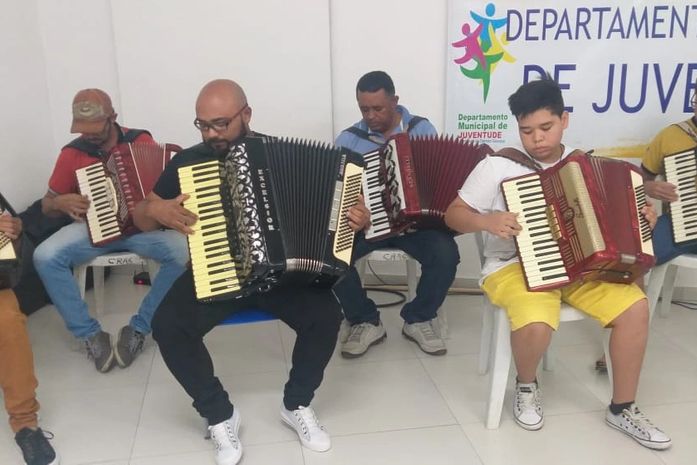 Programa tem como objetivo proporcionar aos jovens delmirenses, a qualificação profissional para ampliar as experiências no mercado de trabalho.
