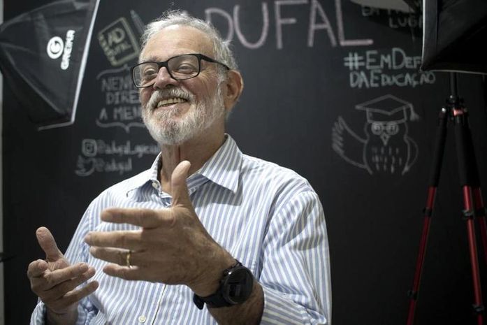 Neurocirurgião Ronald Mendonça