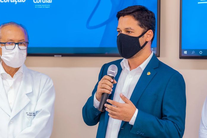 Rodrigo Cunha destina cerca de R$ 700 mil para compra de equipamentos para a Casa do Coração
