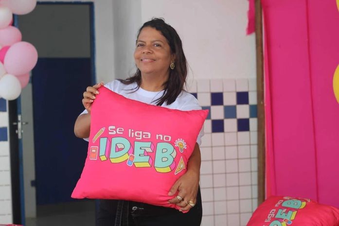 Semed Maceió presta homenagem aos trabalhadores no Dia dos Profissionais da Educação