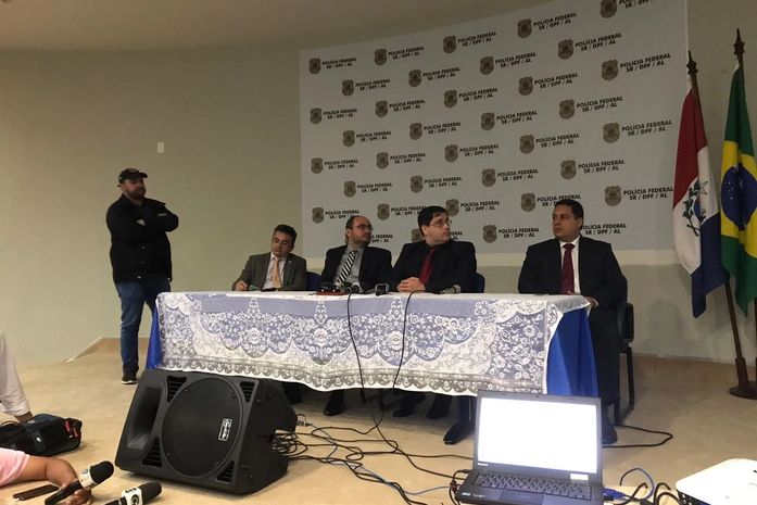 Coletiva na PF