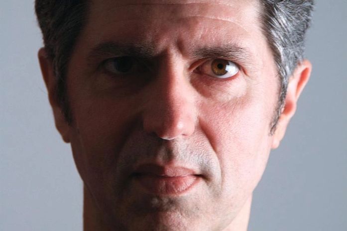 Leoni se apresenta no Minha Casa Restobar