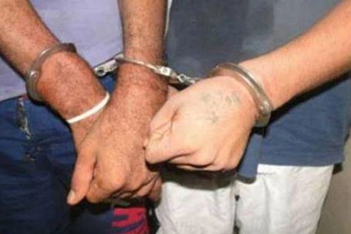 PC prende dupla acusada de furtar eletrônicos de estabelecimento em Jaraguá