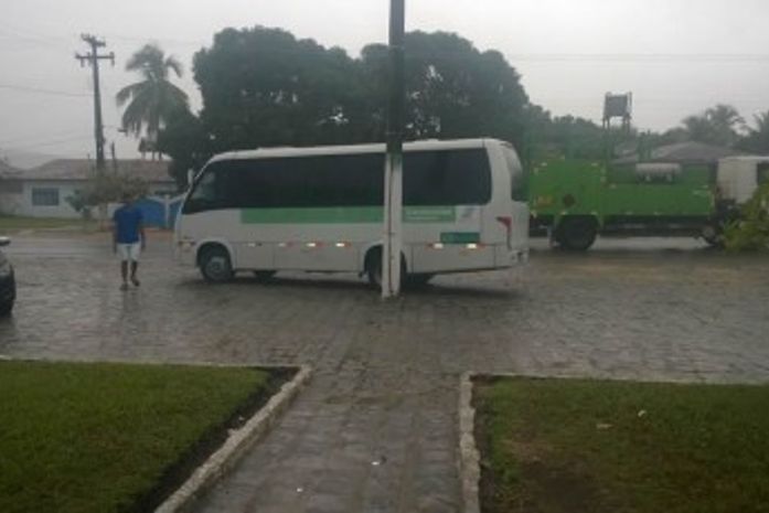 Passageiro é morto durante assalto a transporte complementar