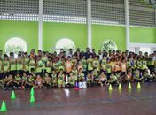 Prefeitura faz entrega de material esportivo