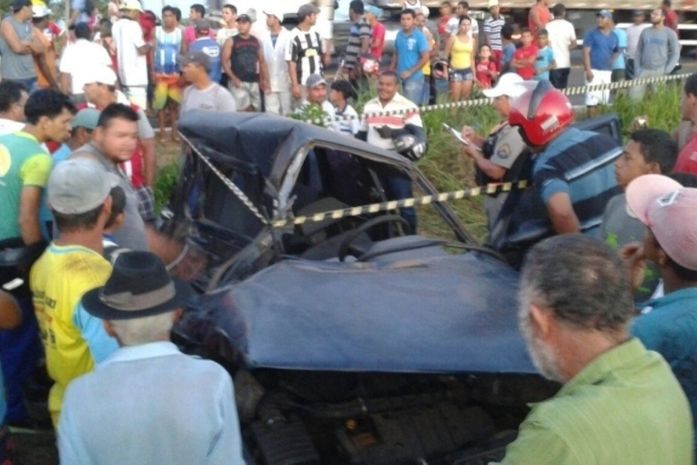 Acidente envolvendo micro-ônibus deixa uma pessoa morta em Arapiraca
