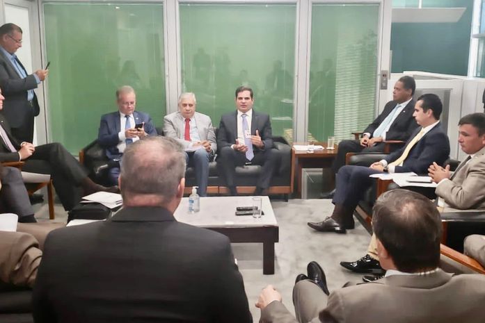 Marx Beltrão cobra da ANEEL anulação do aumento da energia e tenta Projeto para barrar reajuste